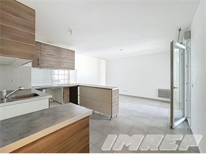appartement à la vente -   13003  MARSEILLE 3E ARRONDISSEMENT, surface 60,29 m2 vente appartement - APR697230